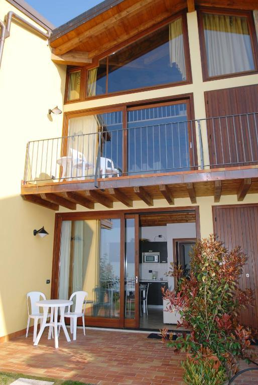 Residence Mirena - Rebomaholidays Tignale Ruang foto