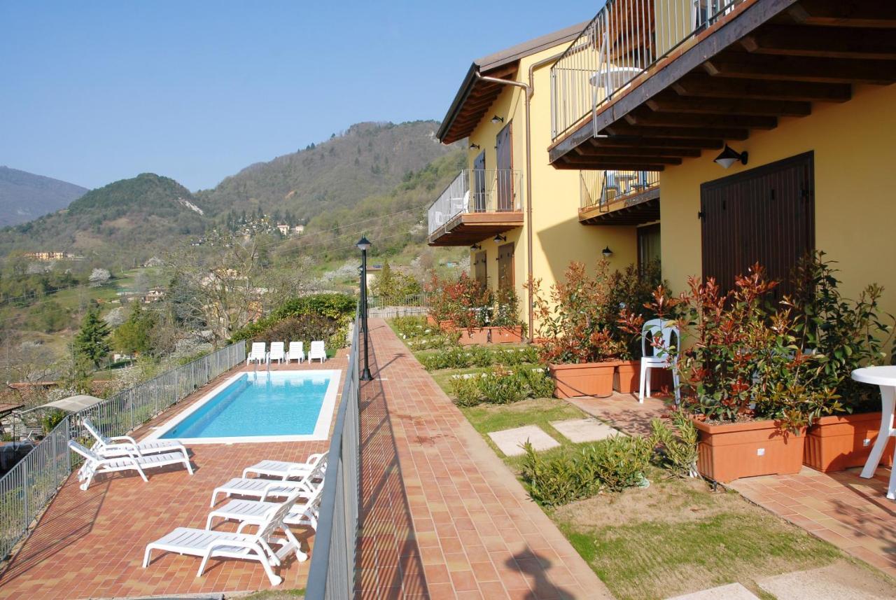 Residence Mirena - Rebomaholidays Tignale Bagian luar foto