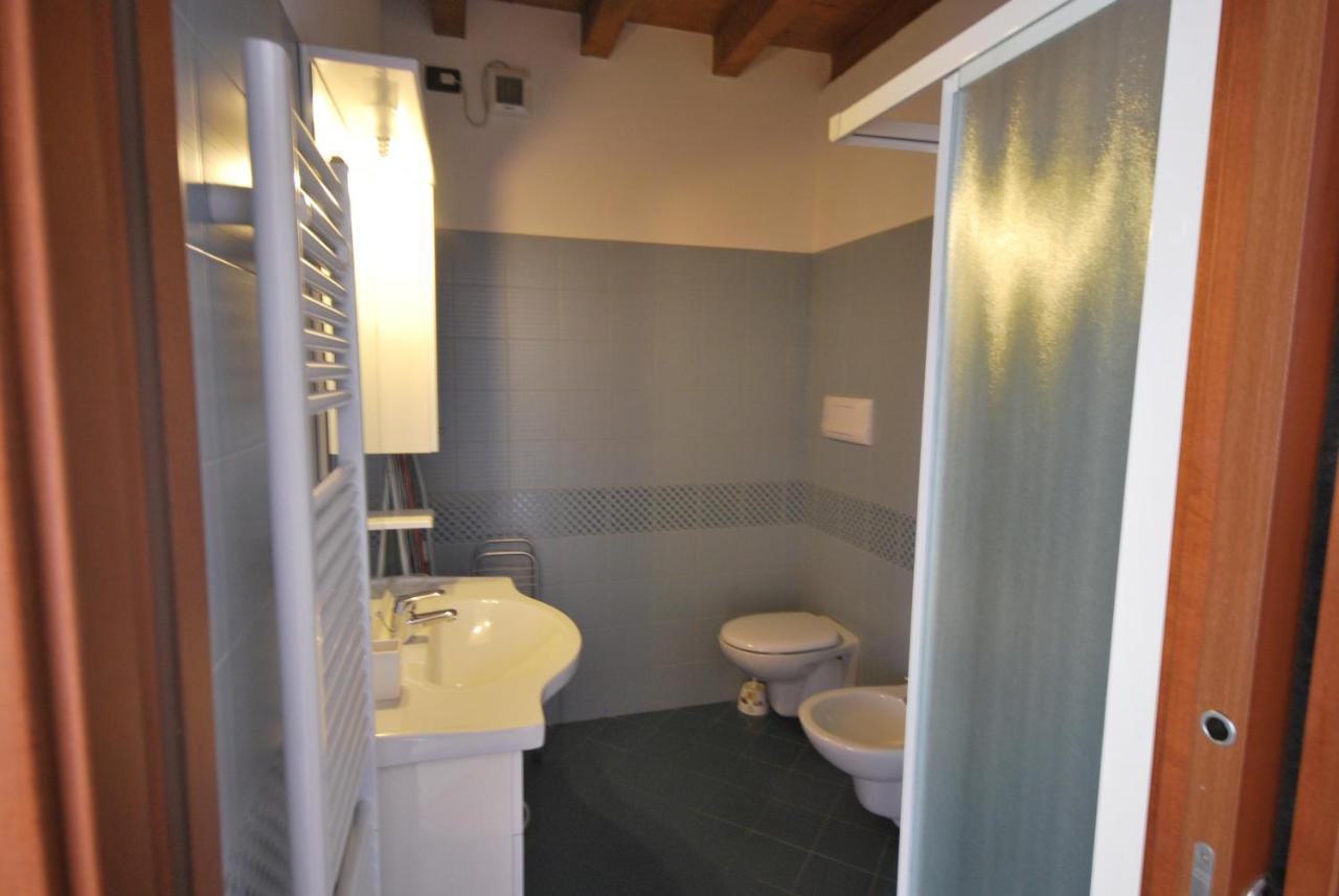 Residence Mirena - Rebomaholidays Tignale Bagian luar foto