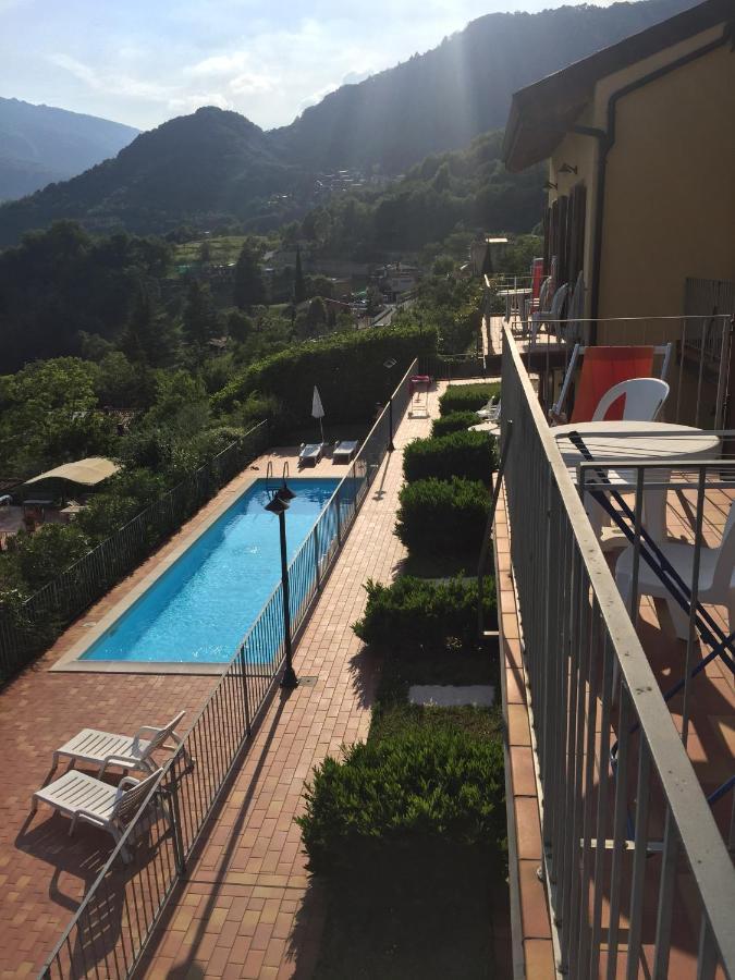 Residence Mirena - Rebomaholidays Tignale Bagian luar foto